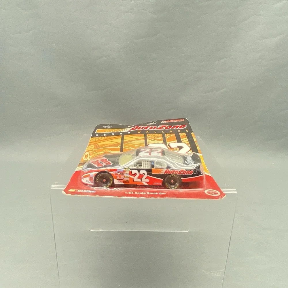 2006‎ Kenny Wallace #22 Auto Zone Promo NASCAR Action 1/64 Scale Diecast